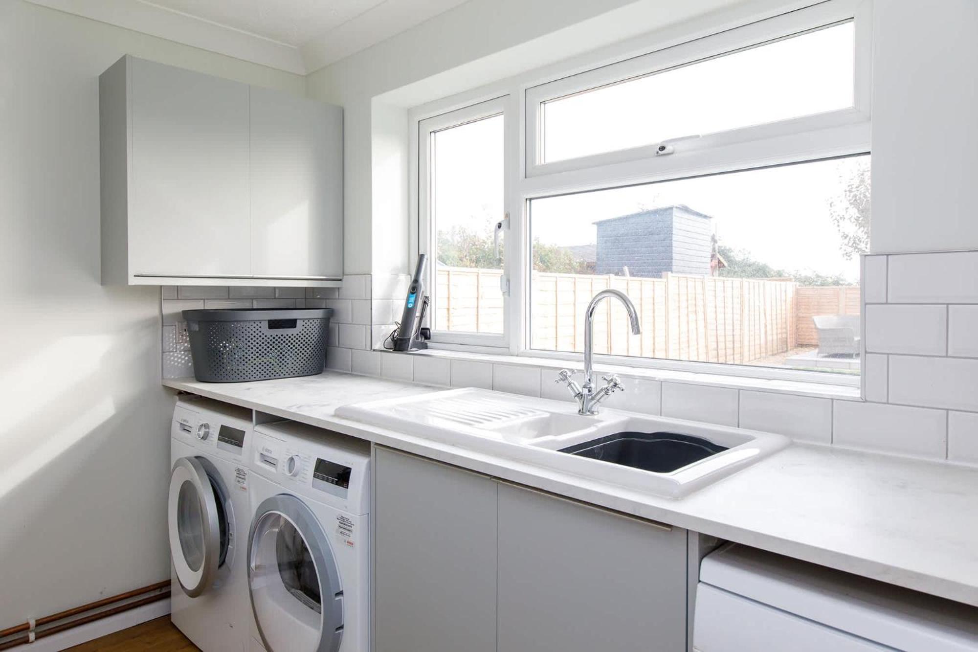 Spacious Home For 8 In Witterings - Walk To Beach East Wittering Zewnętrze zdjęcie